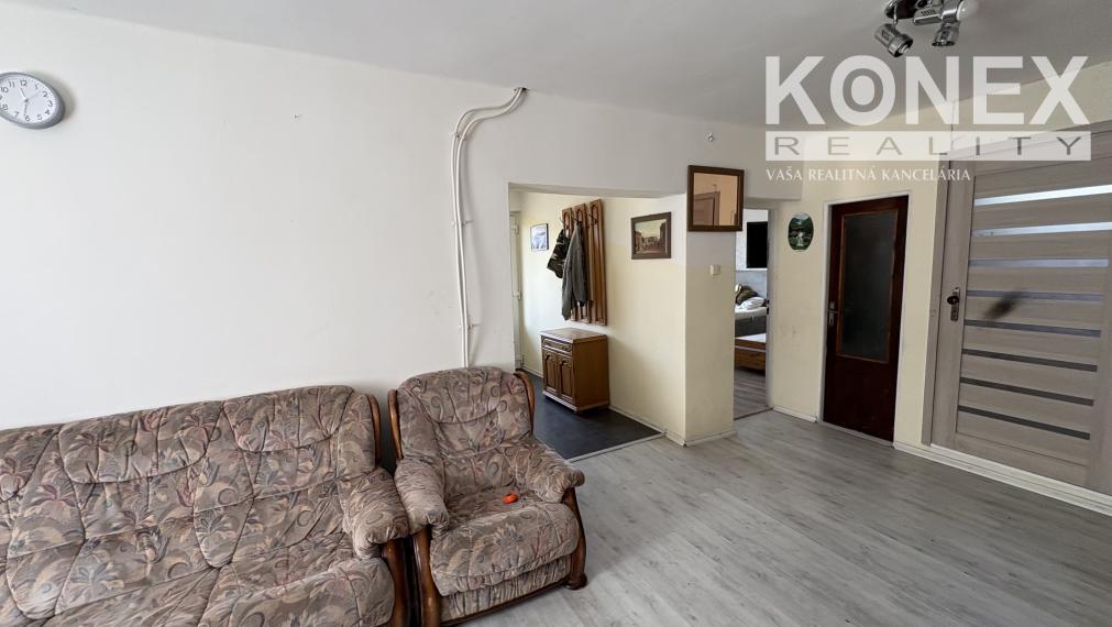 ID-4647 NA PREDAJ Rodinný dom BLATNÉ REMETY