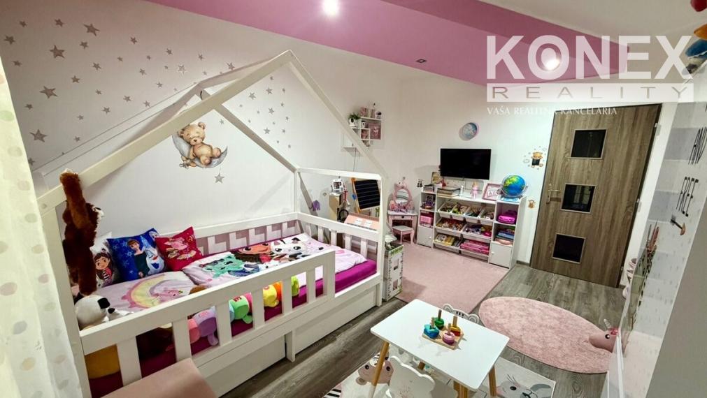 ID-4656 MODERNÝ a PRIESTRANNÝ 3-izbový byt VEĽKÉ KAPUŠANY