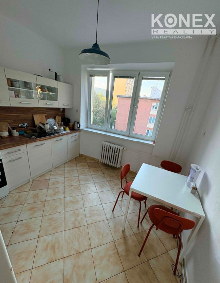 ID-4662 NA PREDAJ 2-izbový byt Košice - Obrancov Mieru