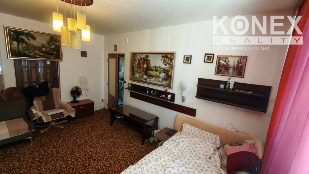 ID-4679 NA PREDAJ 3-izbový byt s garážou Michalovce - Okružná