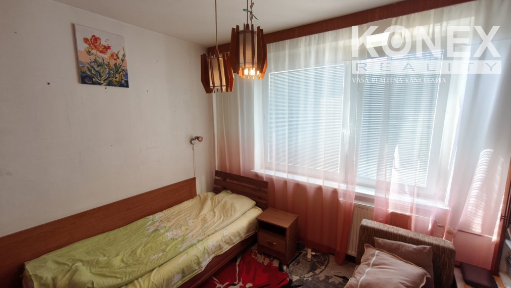 ID-4679 NA PREDAJ 3-izbový byt s garážou Michalovce - Okružná