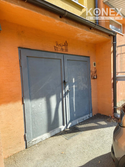 ID-4679 NA PREDAJ 3-izbový byt s garážou Michalovce - Okružná
