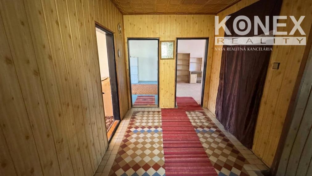 ID-2969 NA PREDAJ – Rodinný dom v meste TREBIŠOV