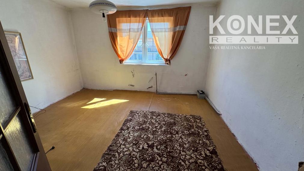 ID-2969 NA PREDAJ – Rodinný dom v meste TREBIŠOV