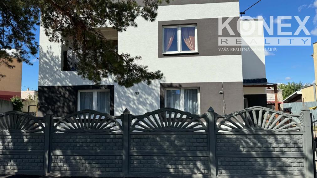 ID-2969 NA PREDAJ – Rodinný dom v meste TREBIŠOV