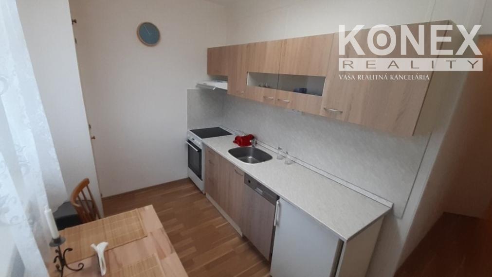 ID-4704 NA PREDAJ Praktický 1,5-izbový byt MICHALOVCE