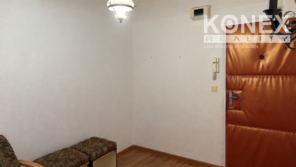 ID-4705 NA PREDAJ 2-izbový byt ČIERNA NAD TISOU