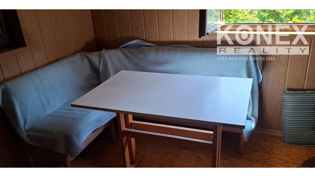 ID-4709 Rekreačná chata so záhradou - BARDEJOV