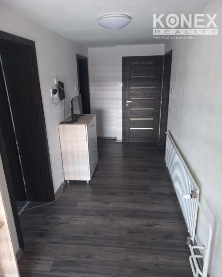 ID-4732 Zrekonštruovaný rodinný dom SNINA - NA PREDAJ