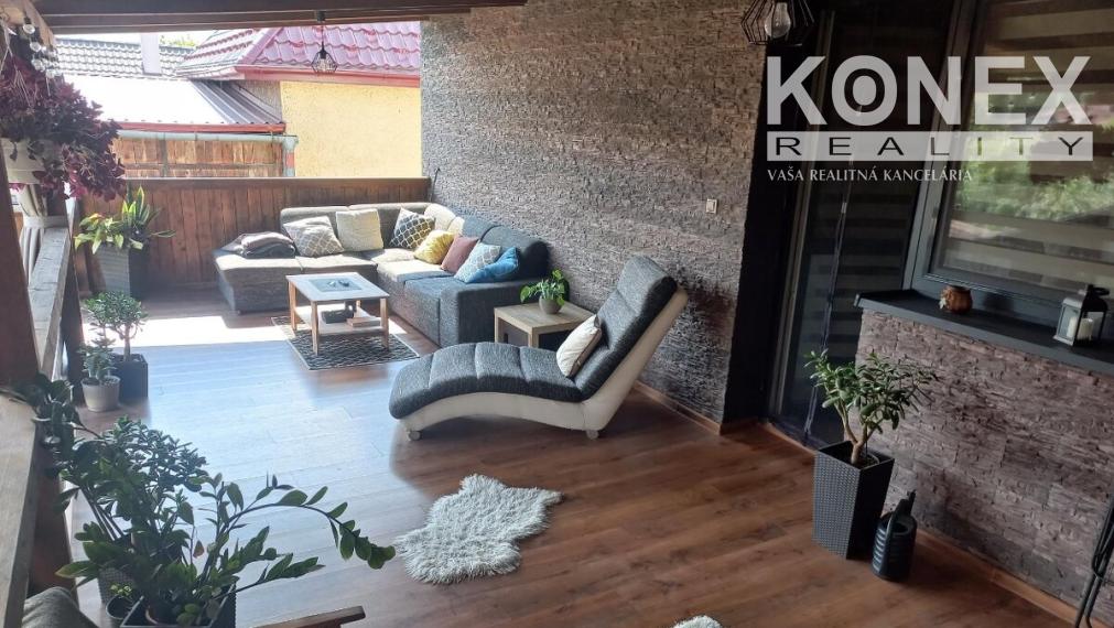 ID-4732 Zrekonštruovaný rodinný dom SNINA - NA PREDAJ