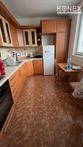 ID-4733 3-IZBOVÝ BYT 76 m² S LOGGIOU – SÍDLISKO LÚČNA, VT
