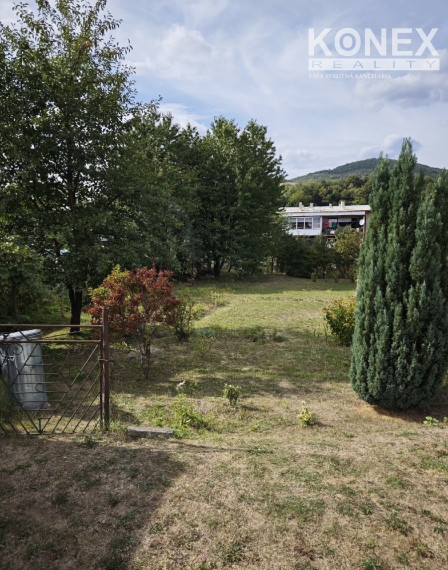 ID-4735 NA PREDAJ 2,5-izbový byt na rekonštrukciu HANUŠOVCE NAD TOPĽOU