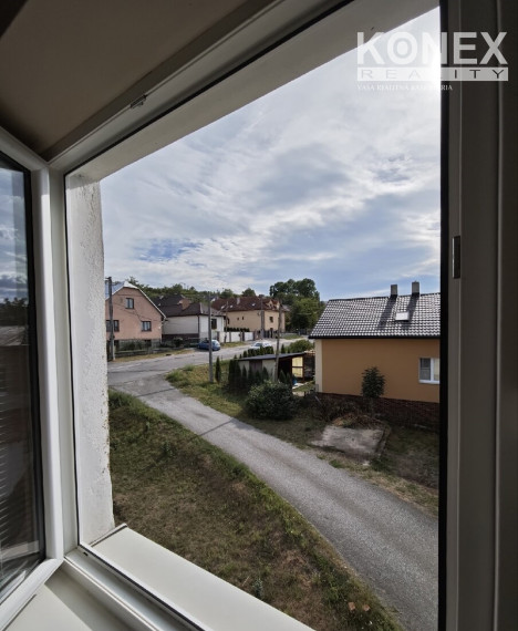 ID-4735 NA PREDAJ 2,5-izbový byt na rekonštrukciu HANUŠOVCE NAD TOPĽOU