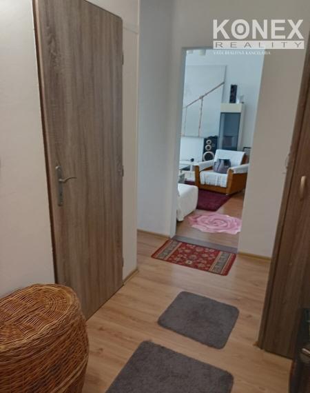 ID-4761 NA PREDAJ 2-izbový byt s balkónom KRÁĽOVSKÝ CHLMEC
