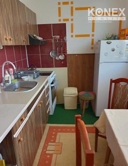 ID-4761 NA PREDAJ 2-izbový byt s balkónom KRÁĽOVSKÝ CHLMEC