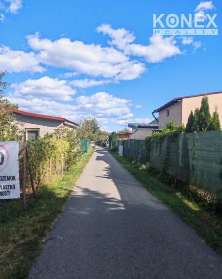 ID-4771 ZÁHRADNÝ POZEMOK 610 m² S MUROVANOU CHATKOU - Veľký Šariš