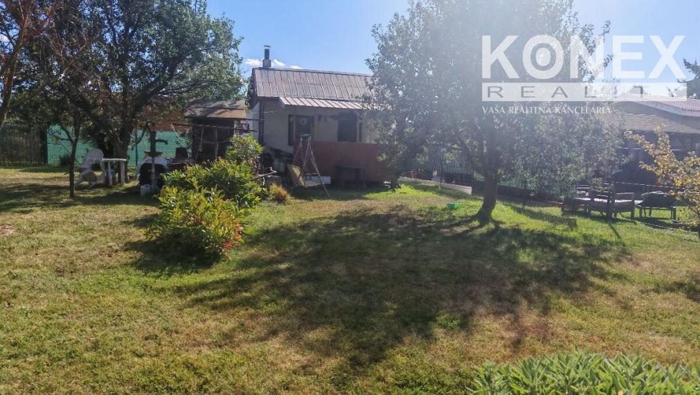 ID-4771 ZÁHRADNÝ POZEMOK 610 m² S MUROVANOU CHATKOU - Veľký Šariš