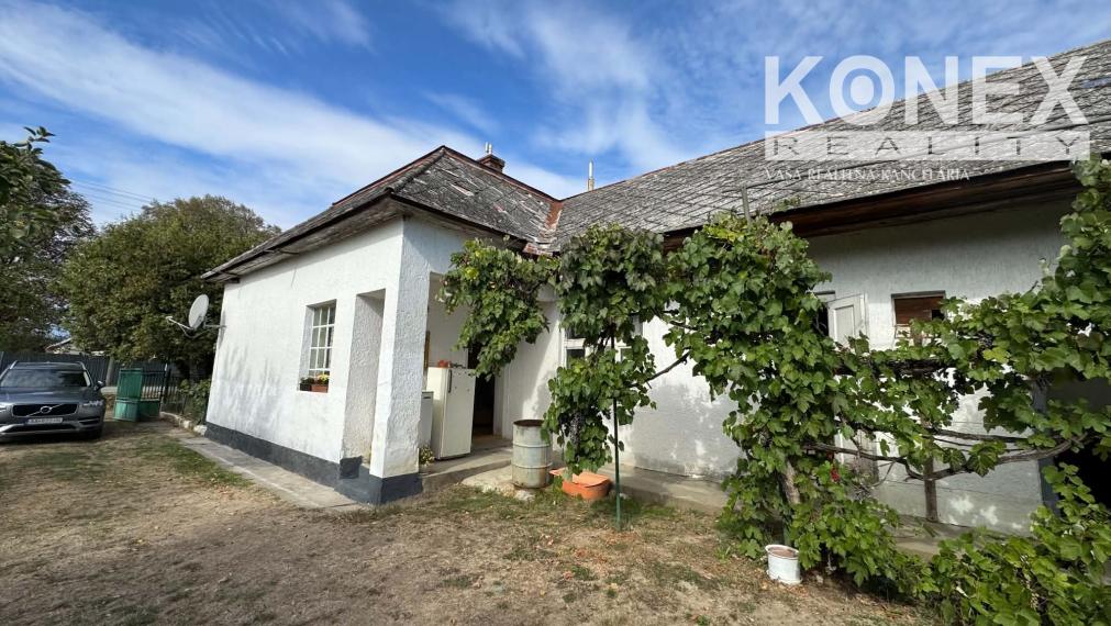 ID-4785 NA PREDAJ Štvorec s prístavbou v obci PALÍN