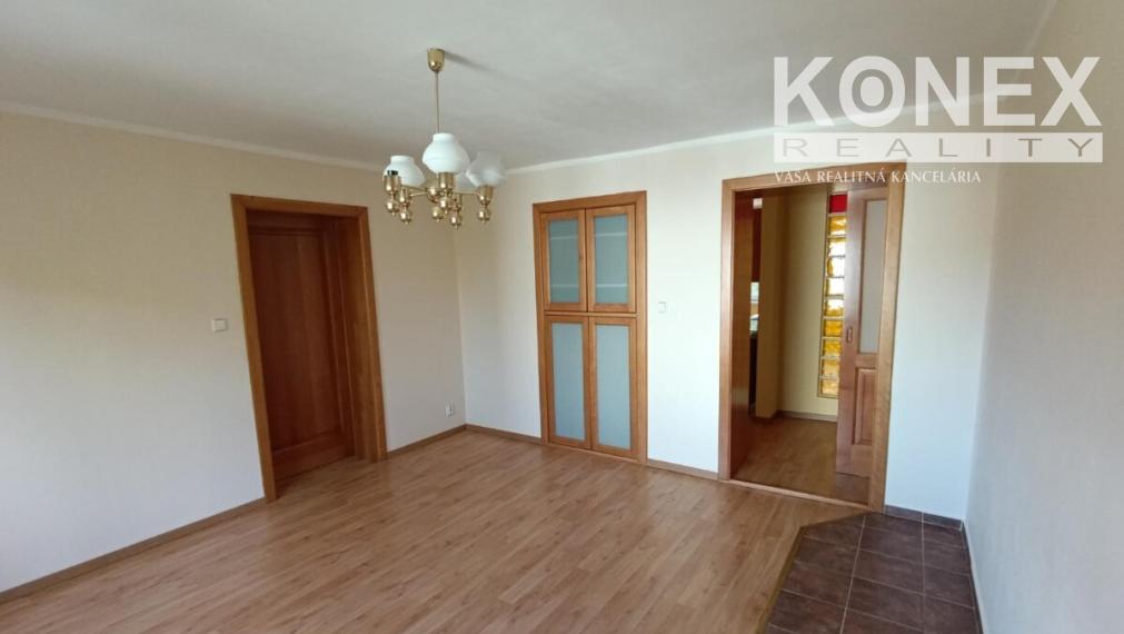 ID-4808 NA PREDAJ 3-izbový byt - Prešov, Sedliackeho povstania