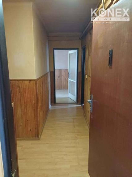 ID-4814 NA PREDAJ Pôvodný 2-izbový byt STROPKOV