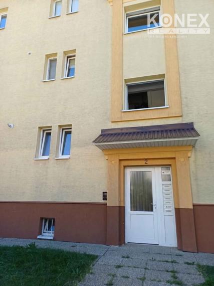 ID-4814 NA PREDAJ Pôvodný 2-izbový byt STROPKOV