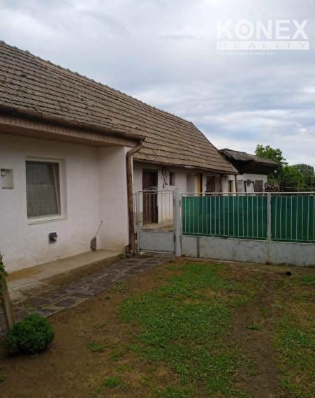 ID-4815 Priestranný rodinný dom - obec Malý Horeš