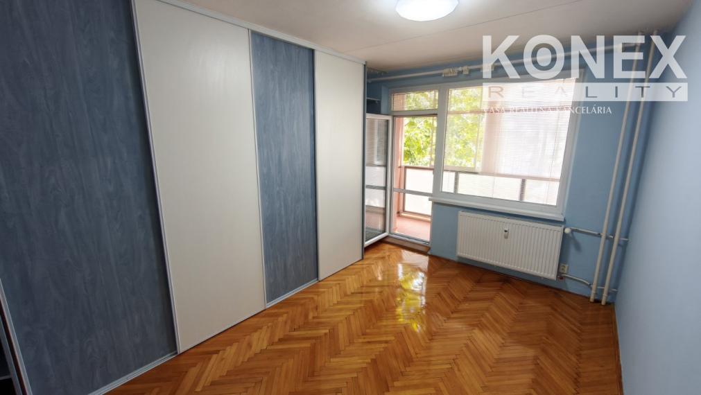 ID-4817 NA PREDAJ 3-izbový byt s balkónom - VEĽKÉ KAPUŠANY