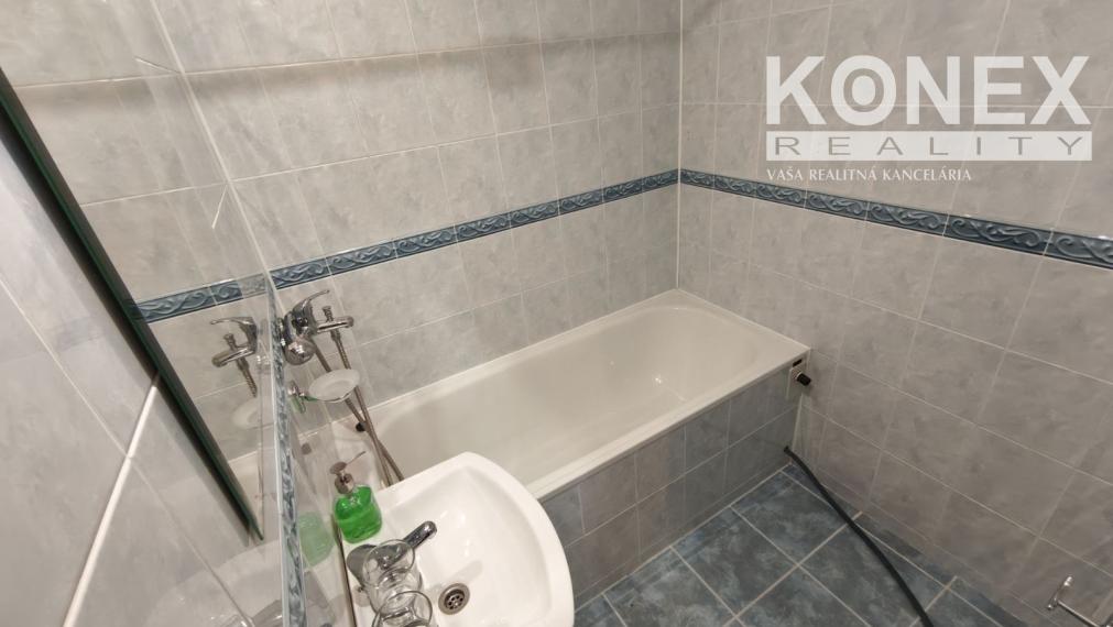 ID-4817 NA PREDAJ 3-izbový byt s balkónom - VEĽKÉ KAPUŠANY