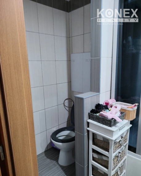 ID-4820 NA PREDAJ 3-izbový byt Sobrance - Školská ul.