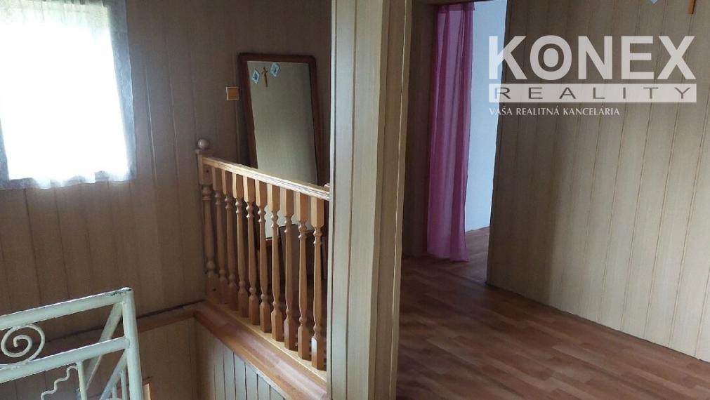 ID-4828 NA PREDAJ Poschodový rodinný dom HAŽLÍN, okr. Bardejov