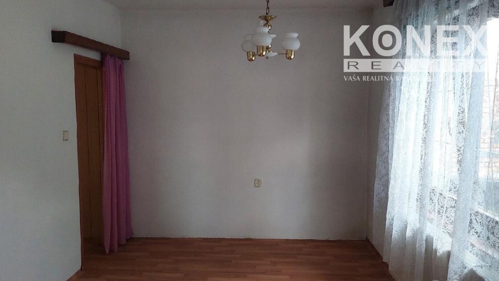 ID-4828 NA PREDAJ Poschodový rodinný dom HAŽLÍN, okr. Bardejov