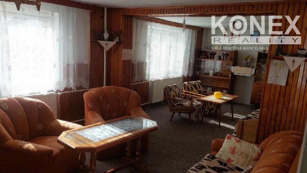 ID-4828 NA PREDAJ Poschodový rodinný dom HAŽLÍN, okr. Bardejov