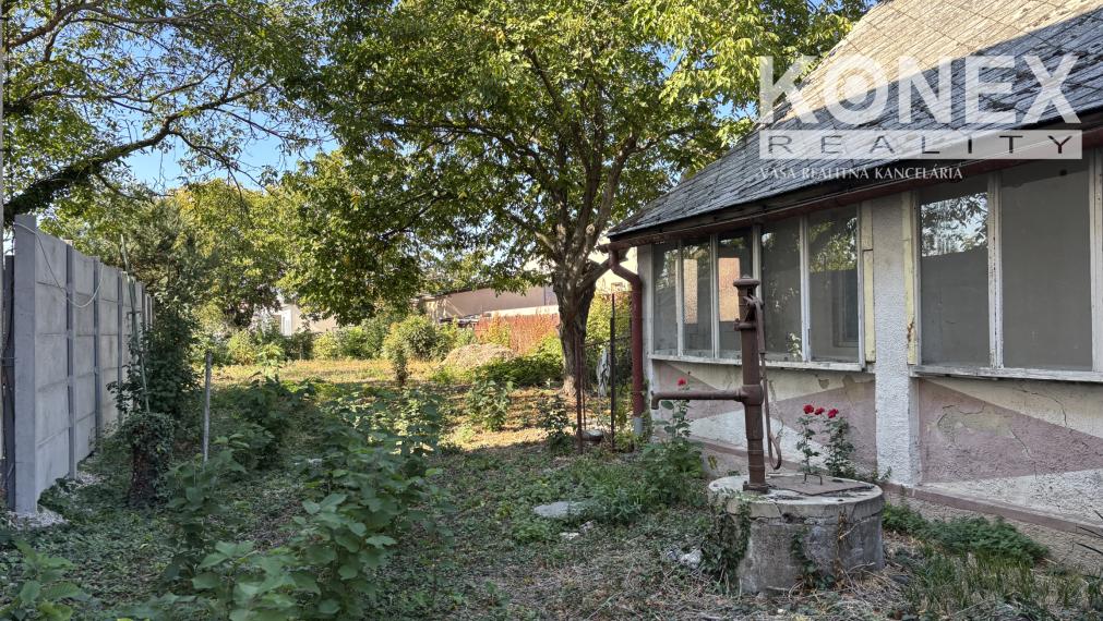 ID-4875 NA PREDAJ Rodinný dom vhodný na rekonštrukciu v centre SOBRANIEC