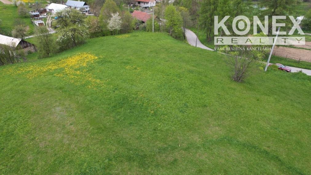 ID-4887 NA PREDAJ Pozemok na výstavbu - obec KEČKOVCE