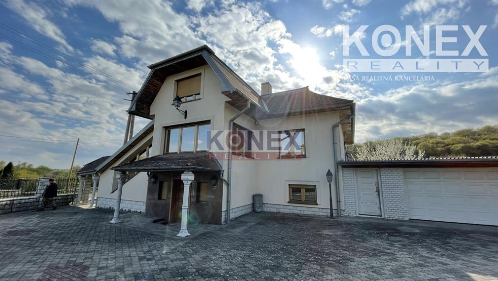 ID-4889 EXKLUZÍVNE! NA PREDAJ Rodinný dom v obci Brehov