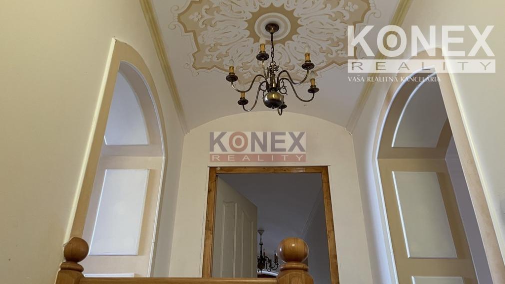 ID-4889 EXKLUZÍVNE! NA PREDAJ Rodinný dom v obci Brehov