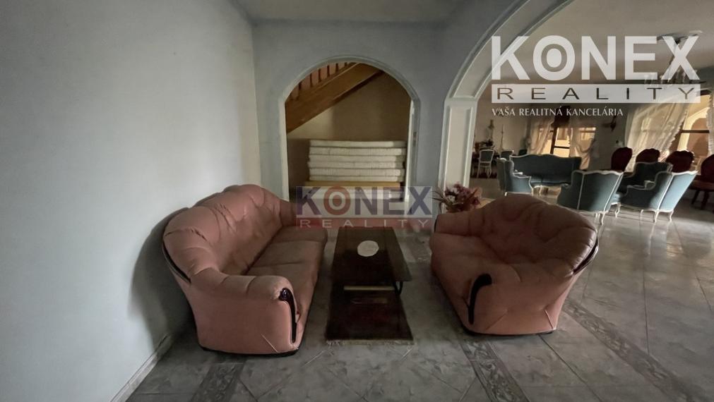 ID-4891 EXKLUZÍVNA PONUKA! Rodinná vila v obci Brehov