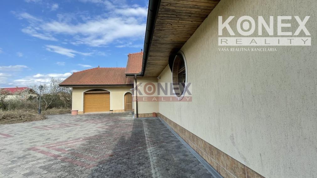 ID-4891 EXKLUZÍVNA PONUKA! Rodinná vila v obci Brehov