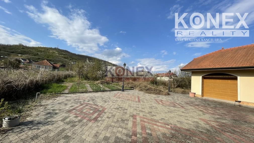 ID-4891 EXKLUZÍVNA PONUKA! Rodinná vila v obci Brehov