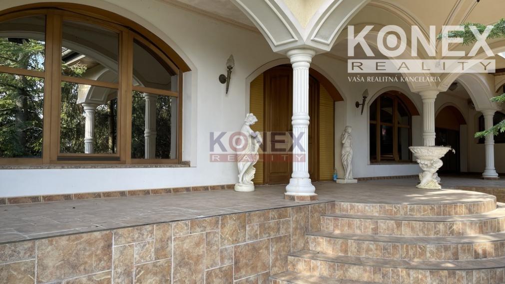 ID-4891 EXKLUZÍVNA PONUKA! Rodinná vila v obci Brehov