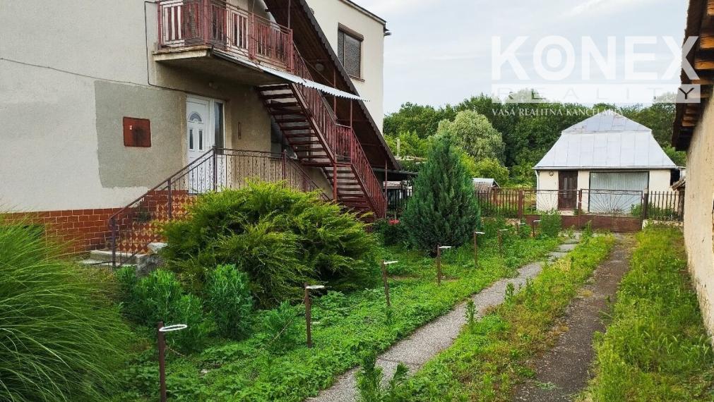 ID-4897 NA PREDAJ Priestranný rodinný dom v obci Malý Horeš