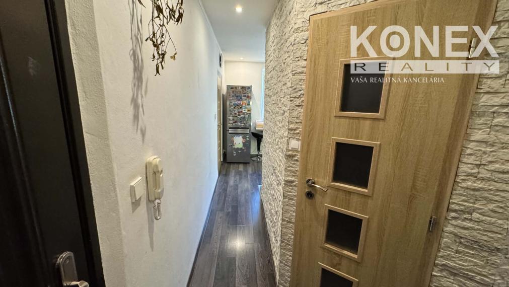ID-4899 NA PREDAJ Krásny 3-izbový byt s balkónom SNP