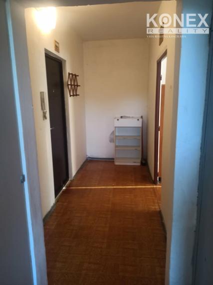 ID-4914 NA PREDAJ 2-izbový byt HUMENNÉ - Trebičská ul.