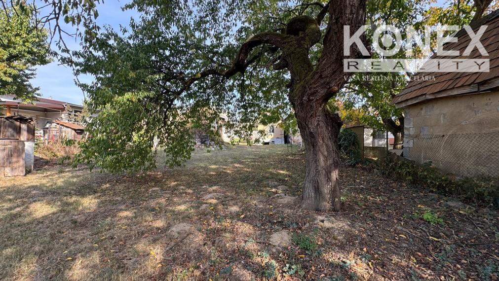 ID-4932 NA PREDAJ priestranný pozemok na výstavbu rodinného domu – Rakovec nad Ondavou
