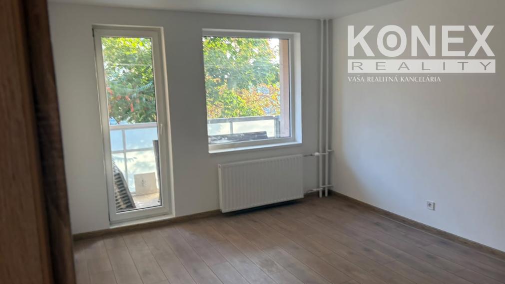 ID-4935 NA PREDAJ Priestranný 3-izbový byt – Veľké Kapušany