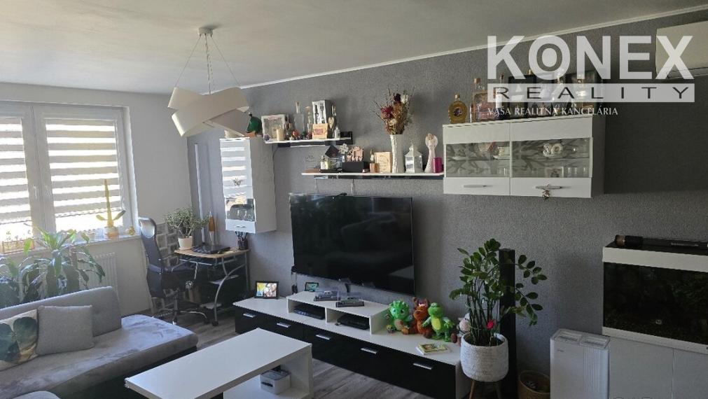 ID-4956 Zrekonštruovaný 3-izvový byt STRÁŽSKE - Komenského