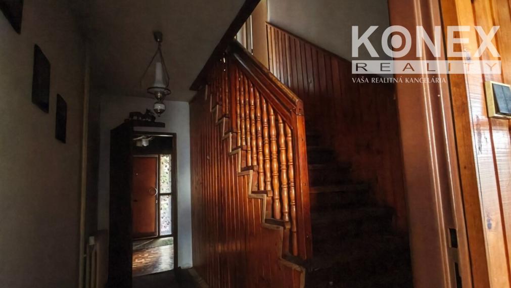 ID-4980 NA PREDAJ Priestranný rodinný dom v Humennom - KUDLOVCE