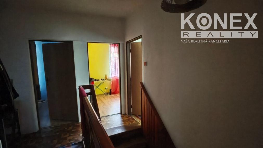 ID-4980 NA PREDAJ Priestranný rodinný dom v Humennom - KUDLOVCE