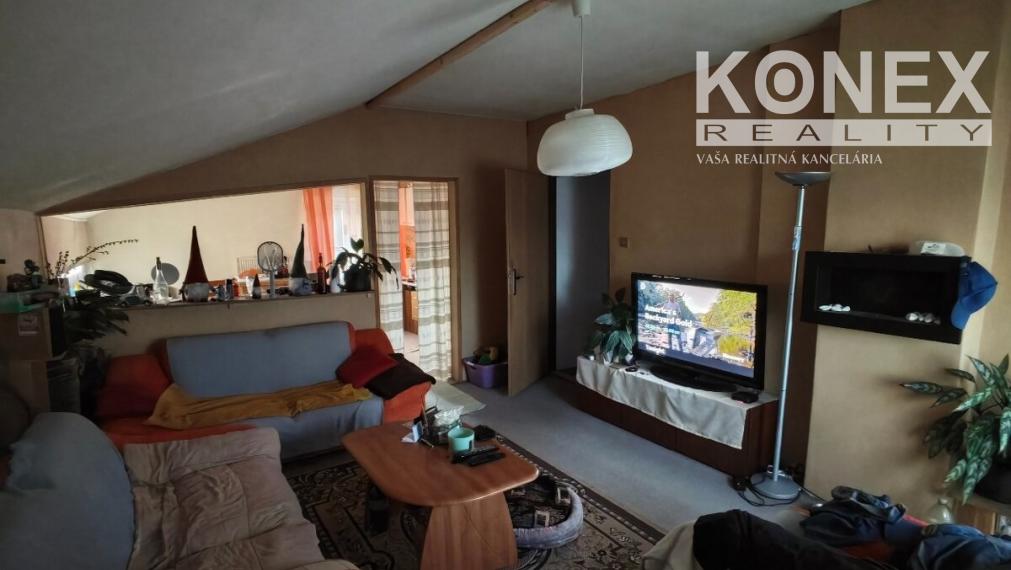 ID-4980 NA PREDAJ Priestranný rodinný dom v Humennom - KUDLOVCE