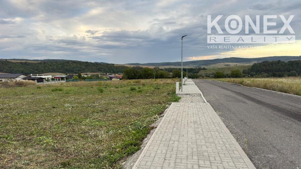 ID-4987 NA PREDAJ POZEMOK na výstavbu rodinného domu ZÁHRADNÉ